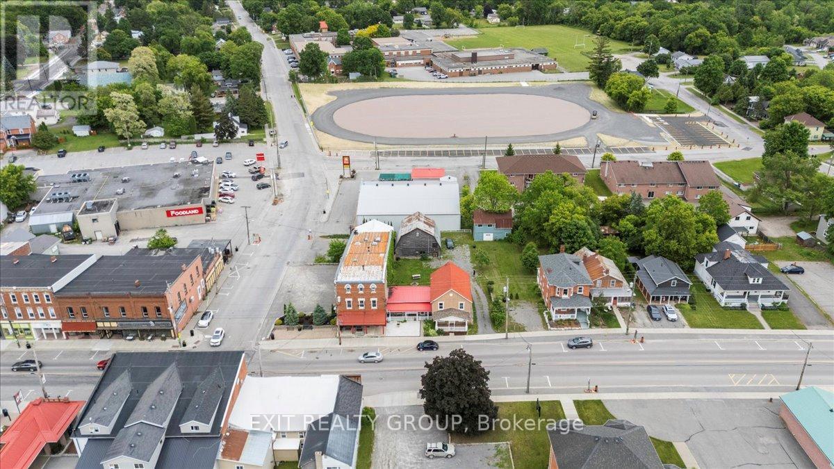 101 Durham Street S, Madoc, ON