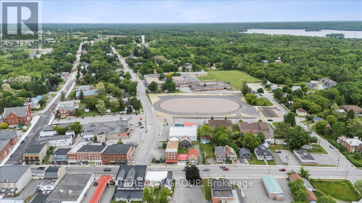 101 Durham Street S, Madoc, ON