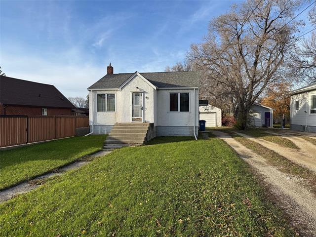 45 Berrydale Ave, Winnipeg, MB