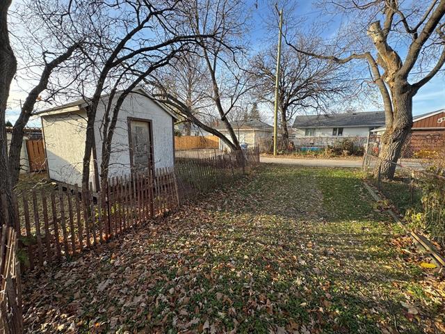 45 Berrydale Ave, Winnipeg, MB