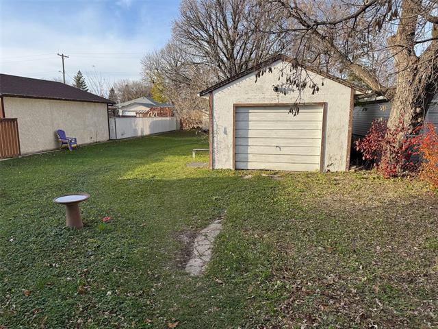 45 Berrydale Ave, Winnipeg, MB