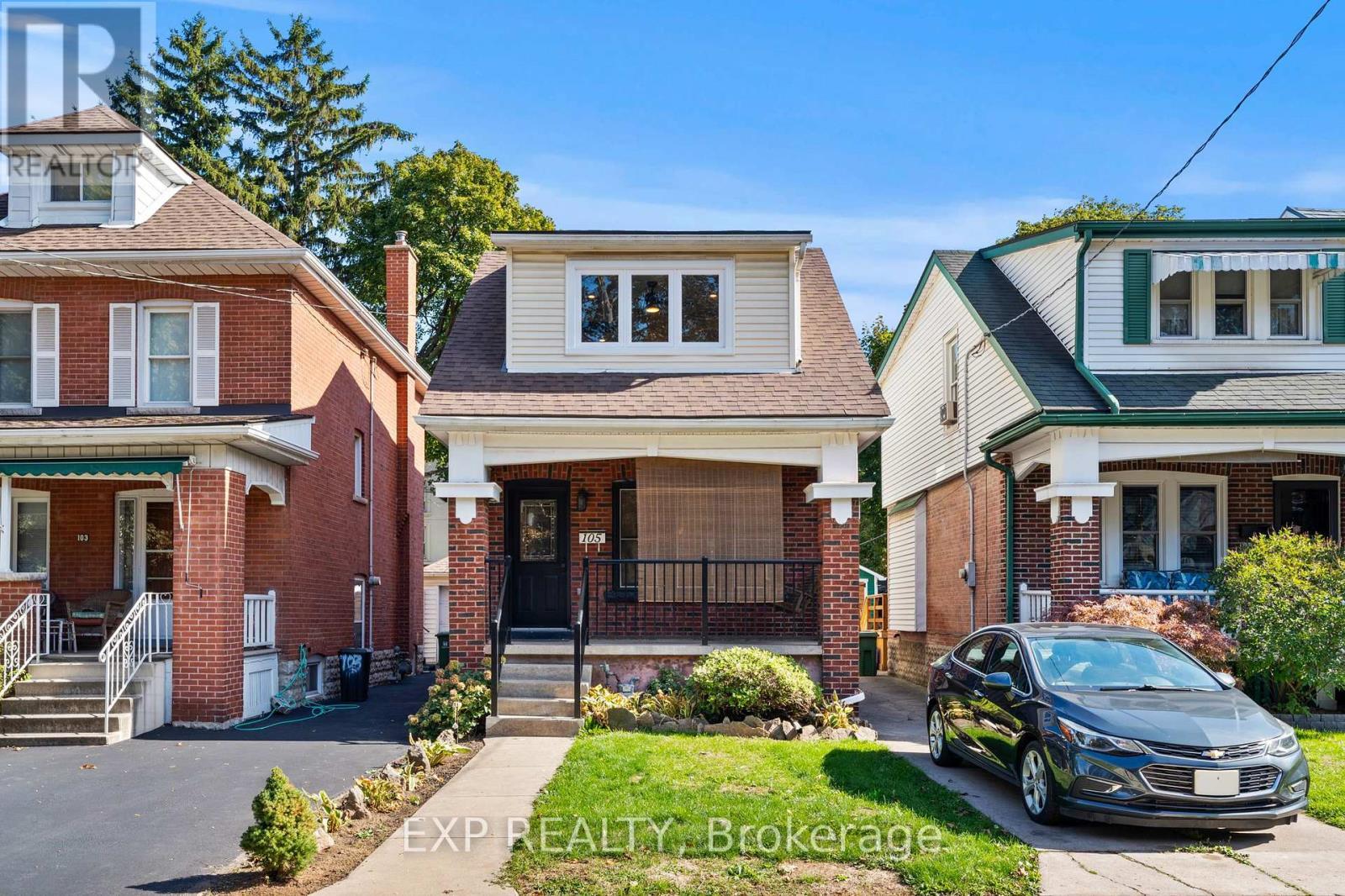 105 Rothsay Avenue, Hamilton, ON - Outdoor With Facade