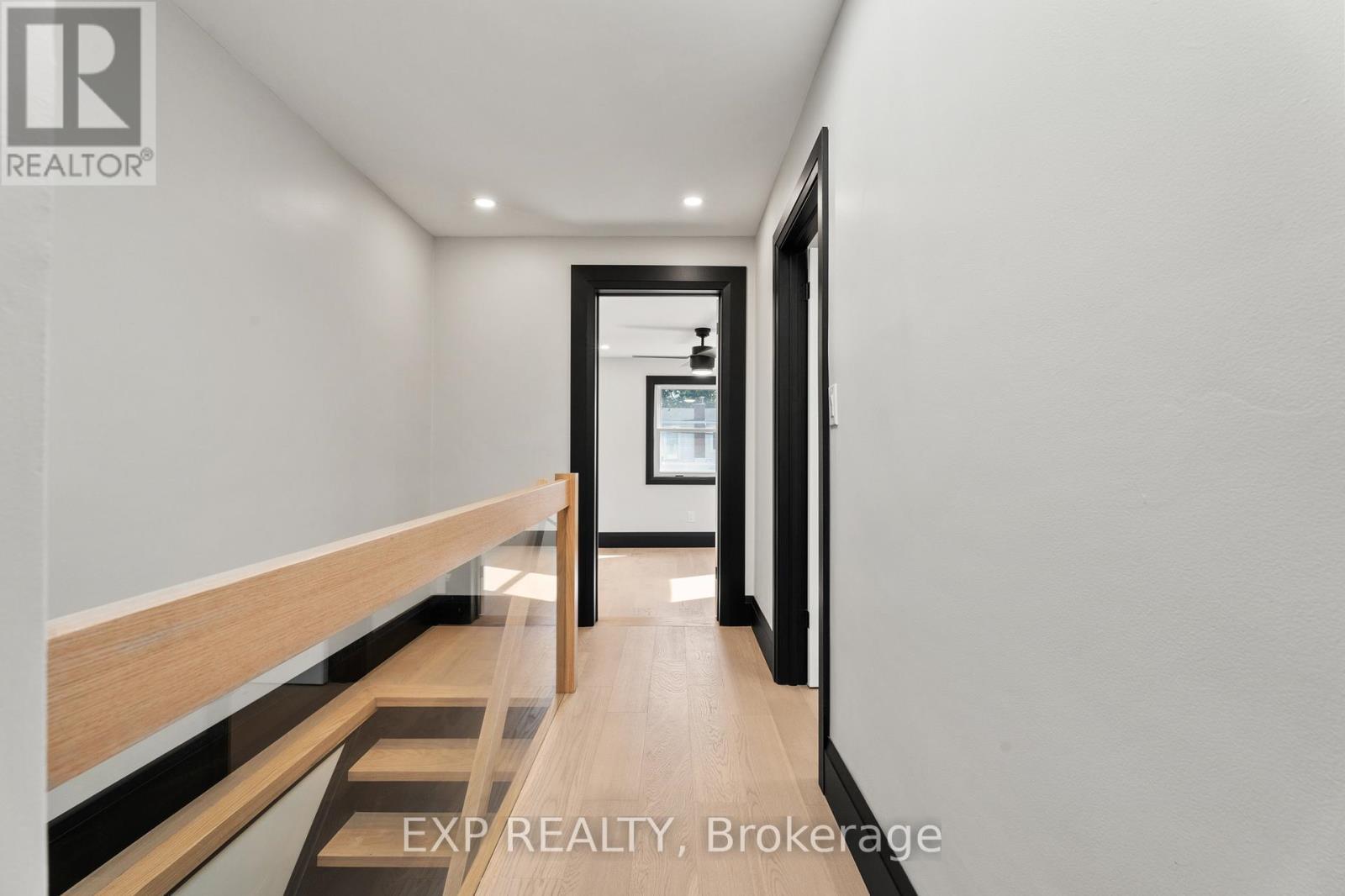 105 Rothsay Avenue, Hamilton, ON - Indoor Photo Showing Other Room