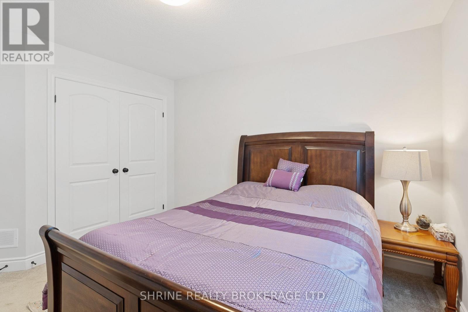 3719 Somerston Crescent, London South (South W), ON - Indoor Photo Showing Bedroom