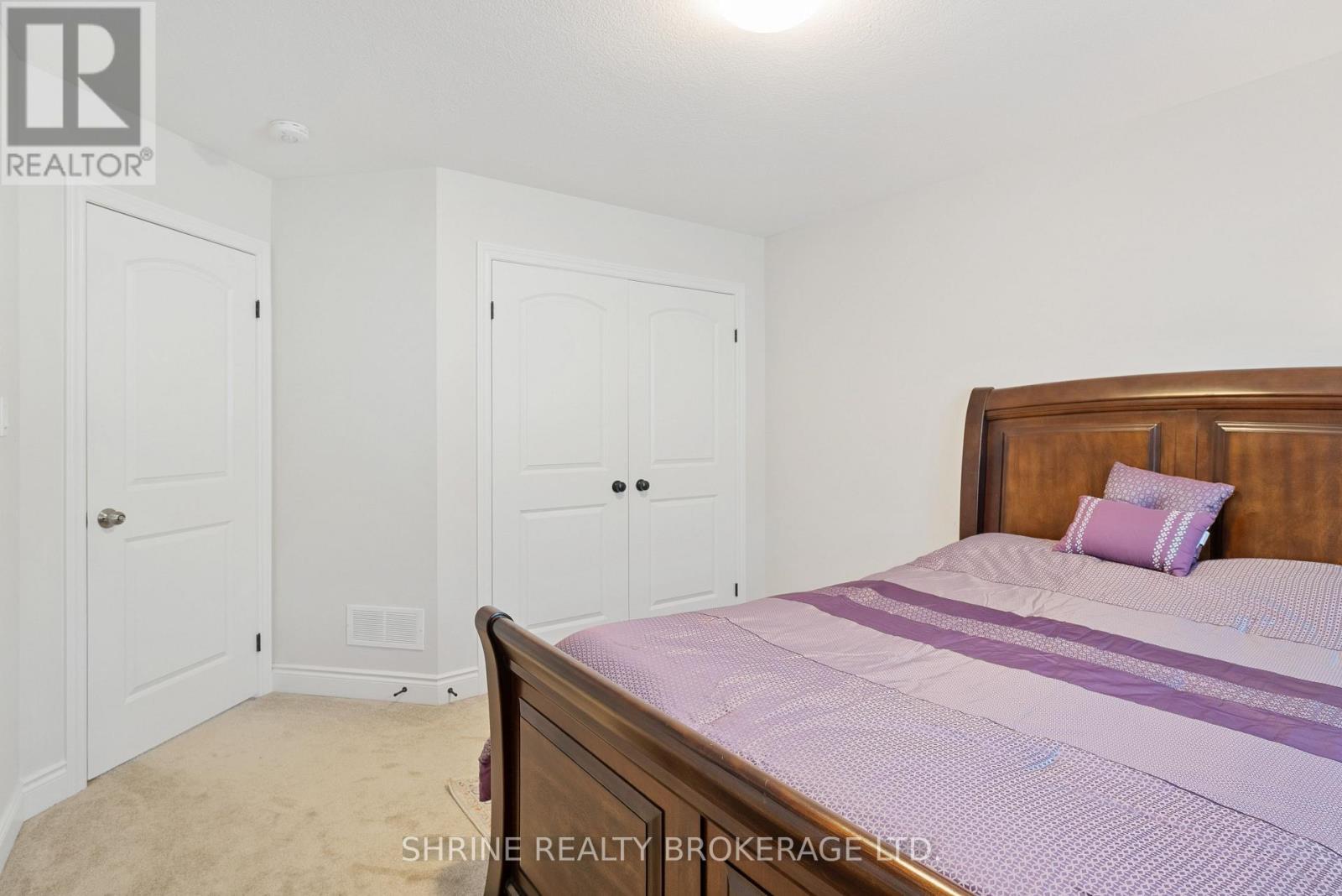 3719 Somerston Crescent, London South (South W), ON - Indoor Photo Showing Bedroom