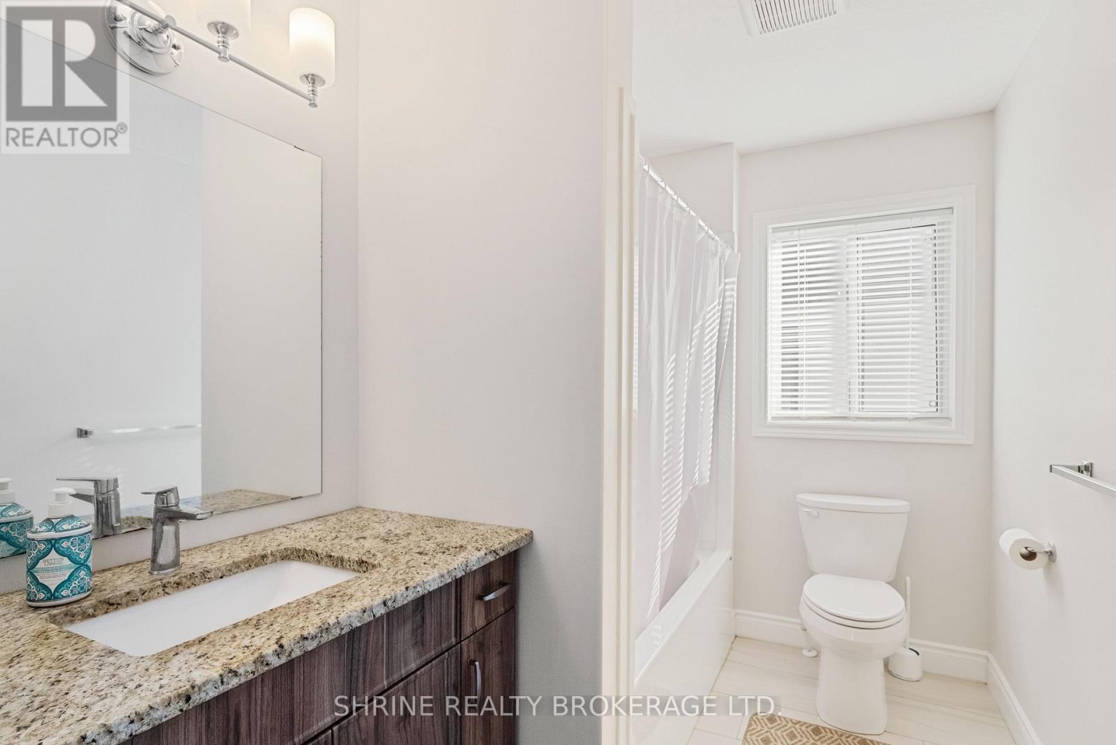 3719 Somerston Crescent, London South (South W), ON - Indoor Photo Showing Bathroom