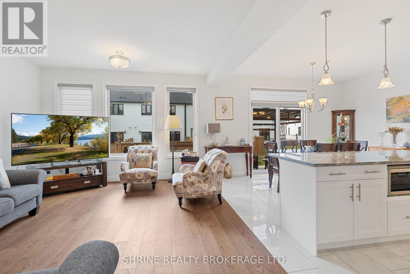 3719 Somerston Crescent, London South (South W), ON - Indoor Photo Showing Living Room
