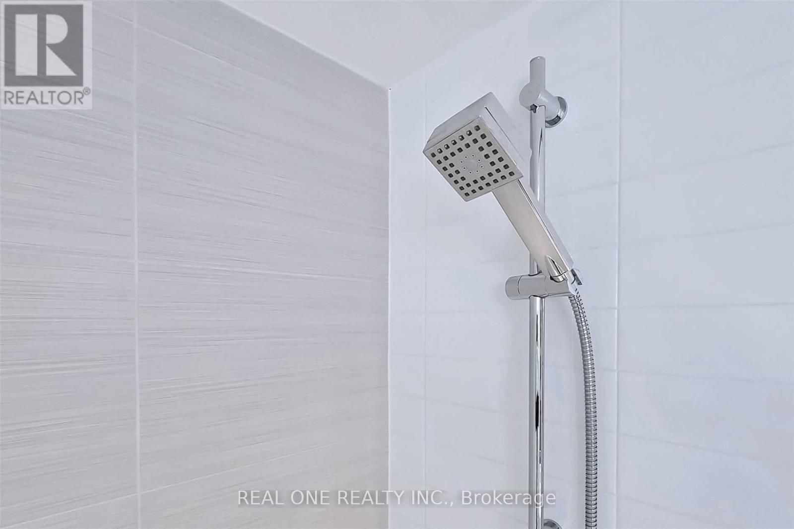 4208 - 386 Yonge Street, Toronto, ON -