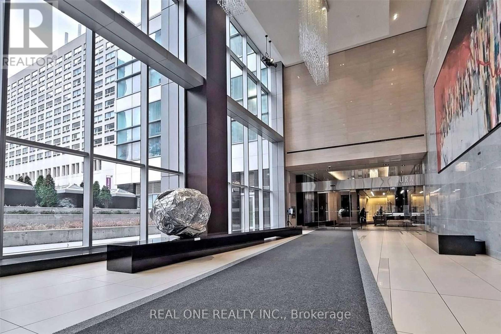 4208 - 386 Yonge Street, Toronto, ON - Indoor Photo Showing Other Room