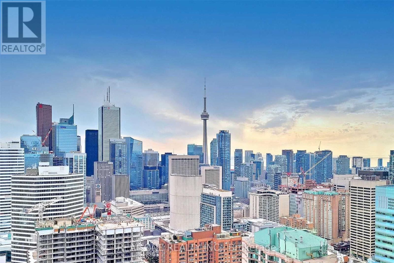 4208 - 386 Yonge Street, Toronto, ON - Outdoor With View