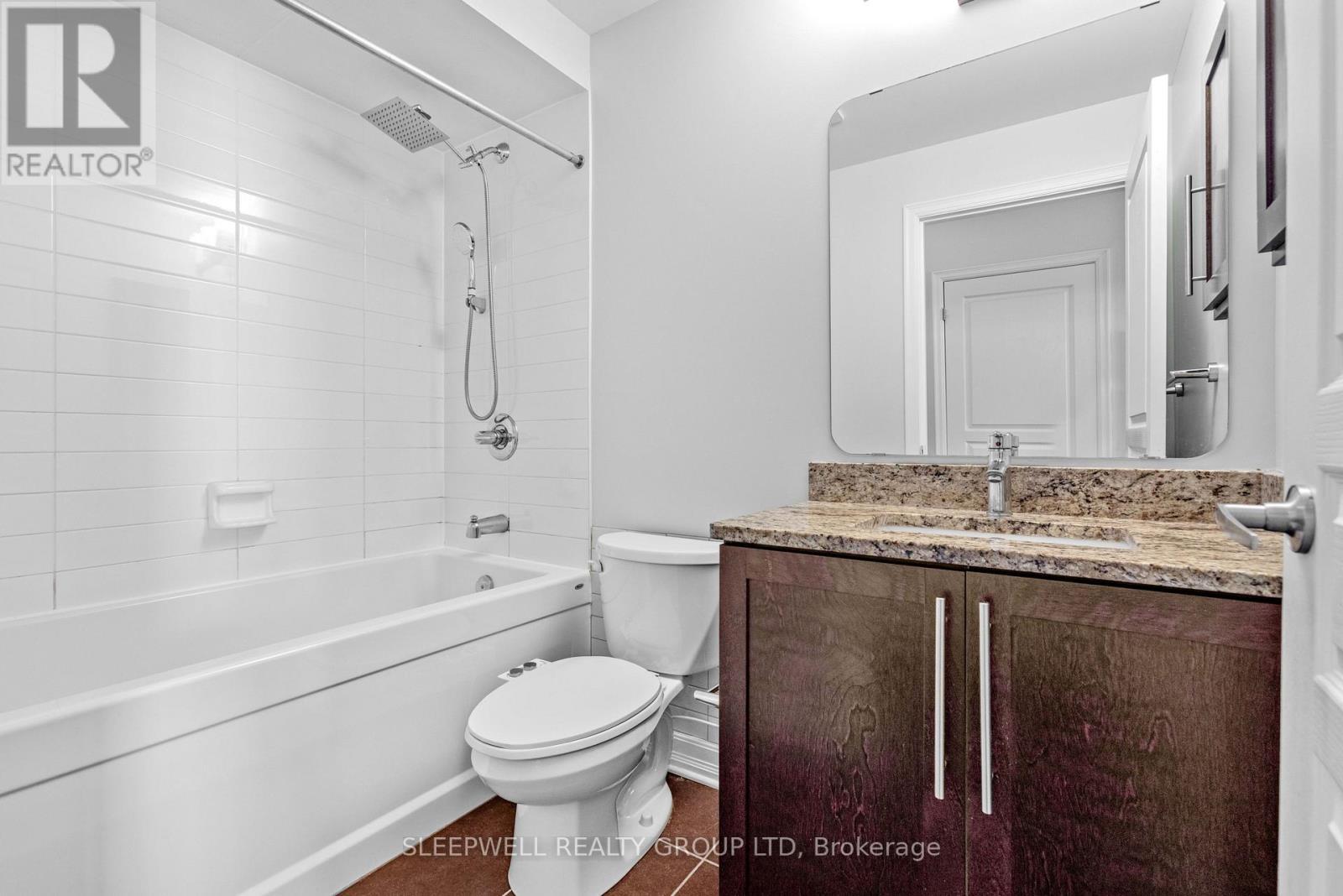 1212 - 238 Besserer Street, Ottawa, ON - Indoor Photo Showing Bathroom