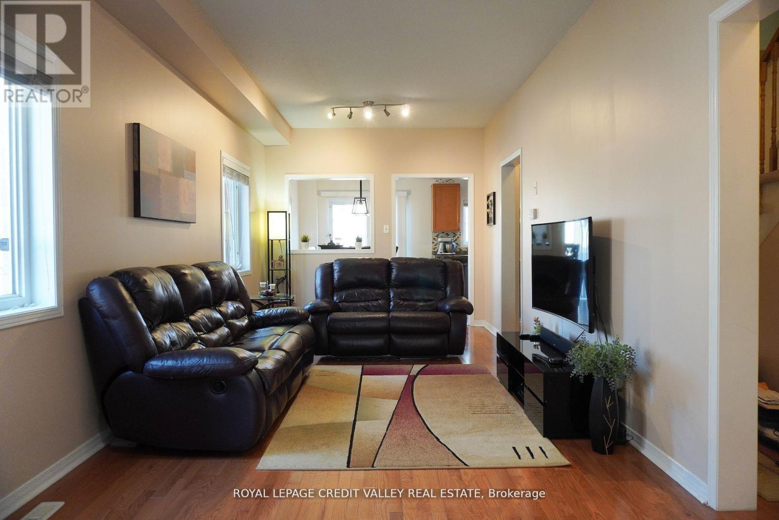 72 Kilrea Way, Brampton, ON - Indoor Photo Showing Living Room