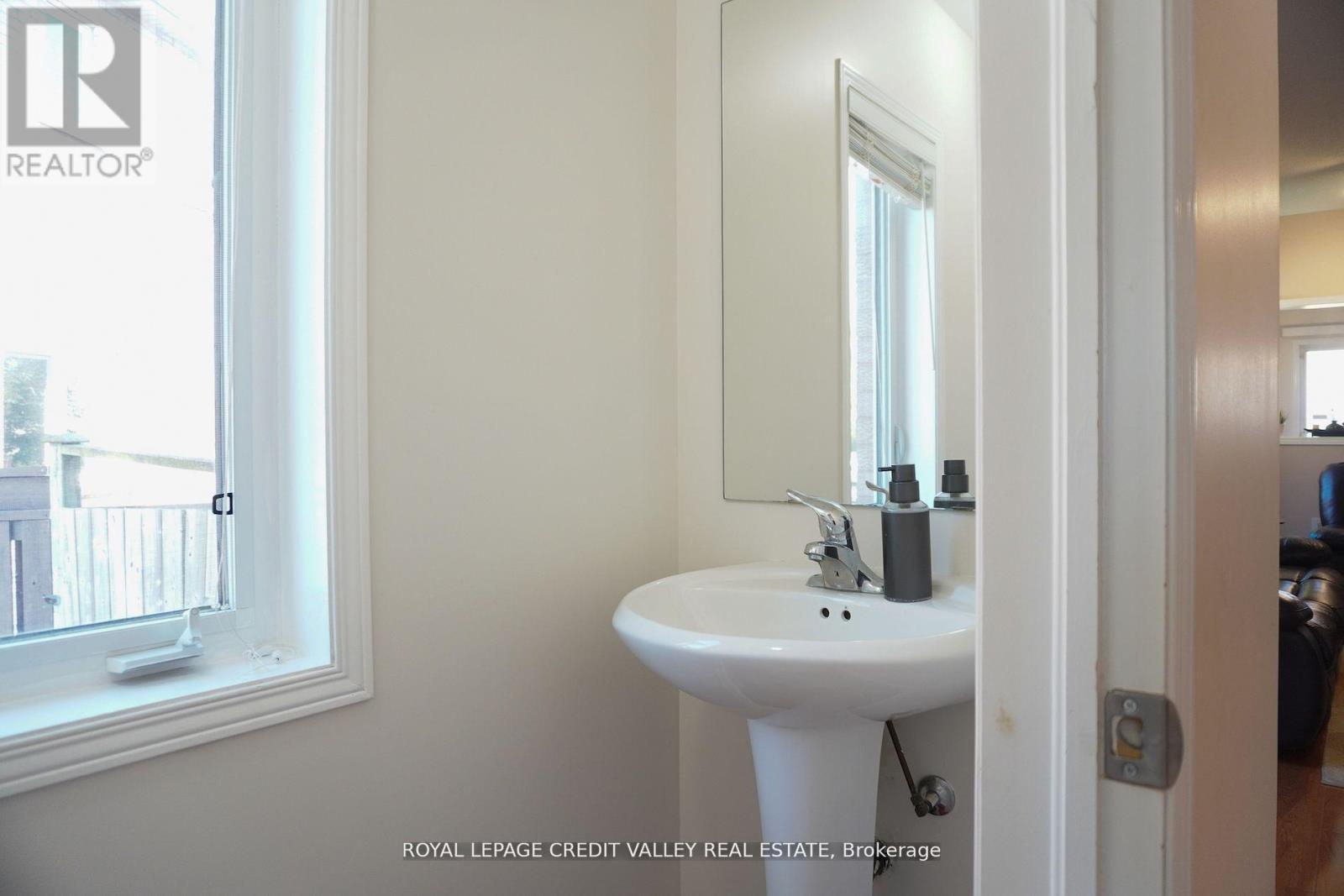 72 Kilrea Way, Brampton, ON - Indoor Photo Showing Bathroom