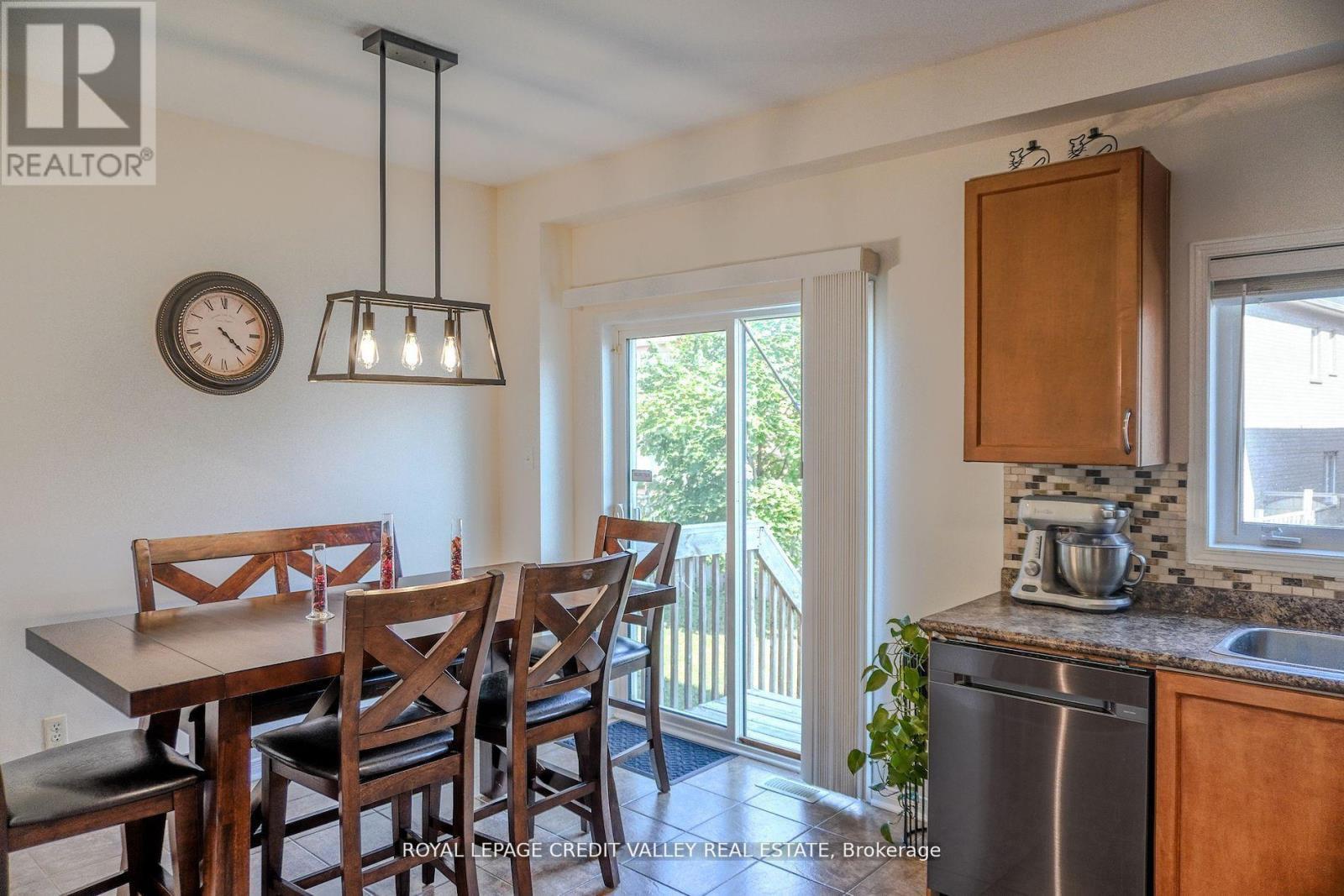 72 Kilrea Way, Brampton, ON - Indoor