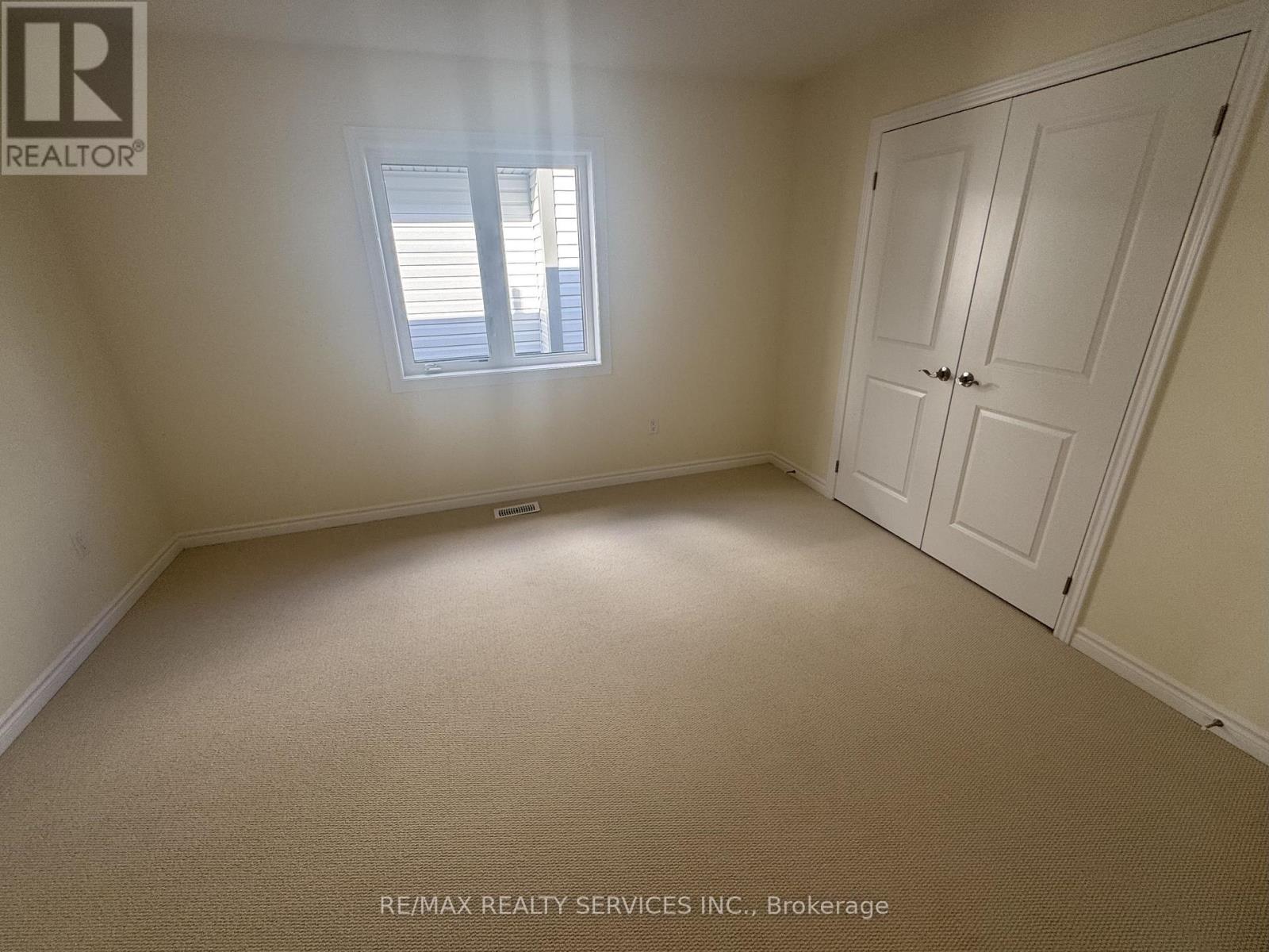 4 Gilham Way, Brant, ON - Indoor Photo Showing Other Room