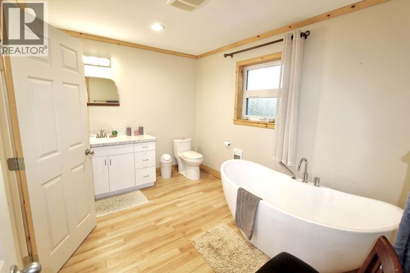 1262 Williams Street, Masset, BC - Indoor Photo Showing Bathroom