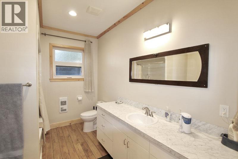 1262 Williams Street, Masset, BC - Indoor Photo Showing Bathroom