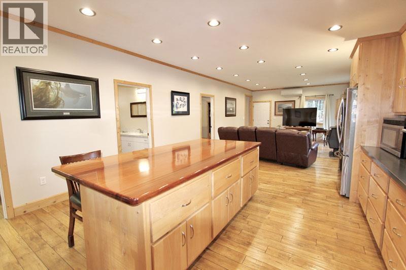 1262 Williams Street, Masset, BC - Indoor