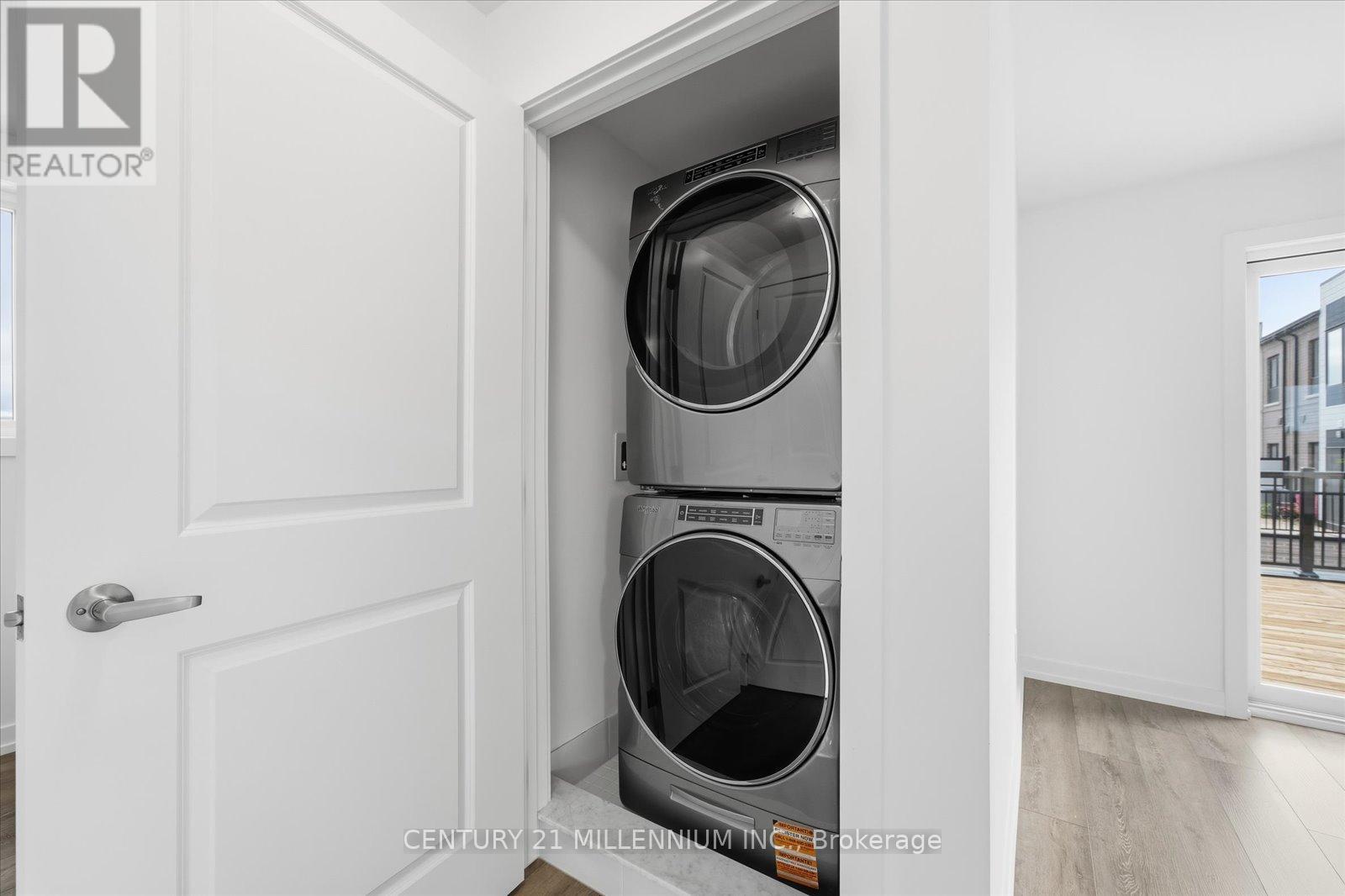 2 - 62 Kenesky Drive, Hamilton, ON - Indoor Photo Showing Laundry Room