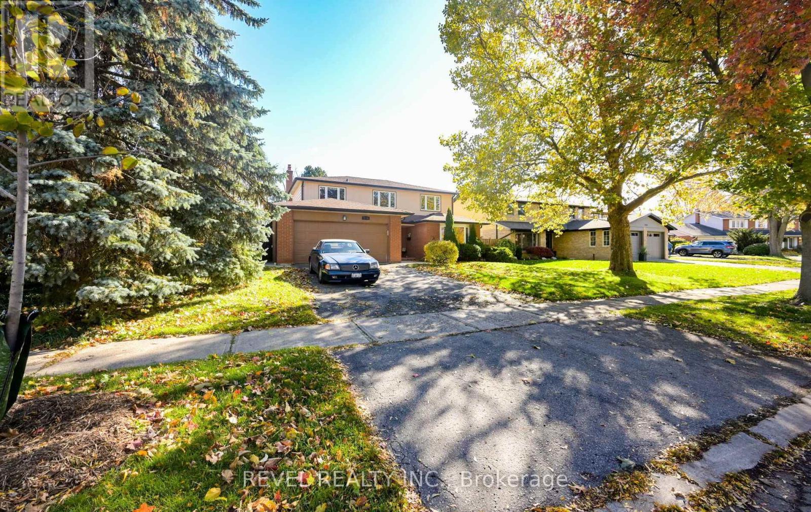 1034 Fredonia Drive, Mississauga, ON - Outdoor