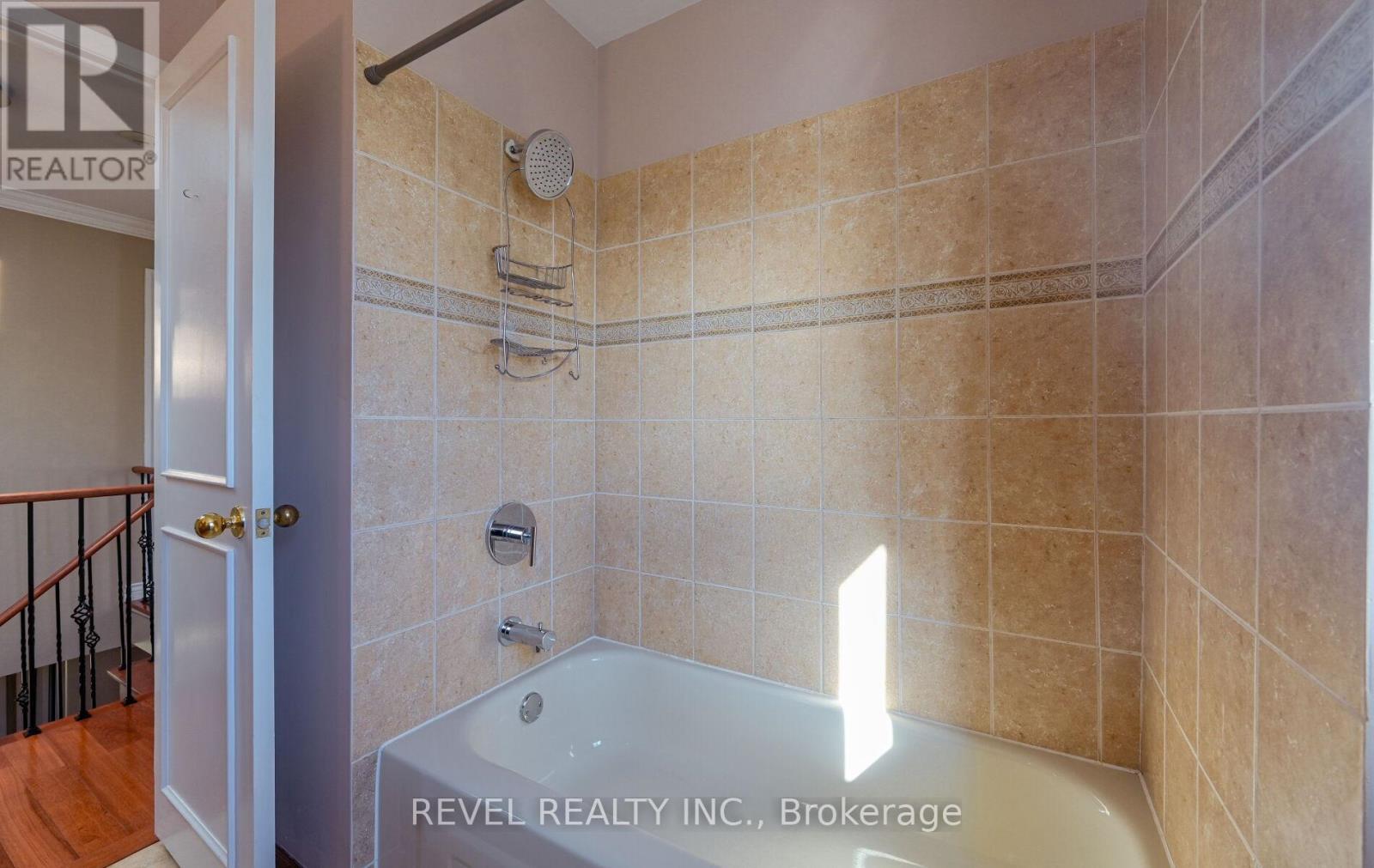 1034 Fredonia Drive, Mississauga, ON - Indoor Photo Showing Bathroom