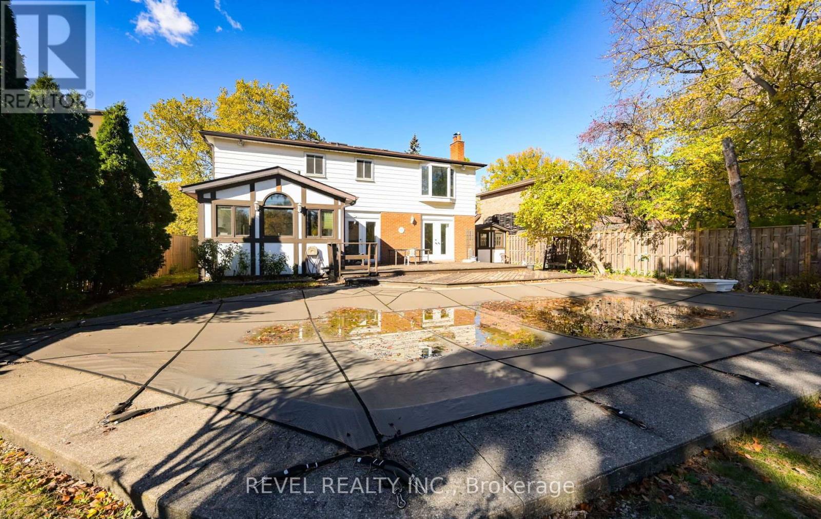 1034 Fredonia Drive, Mississauga, ON - Outdoor