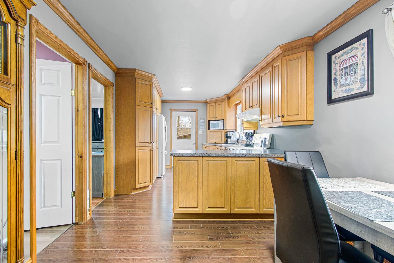 Vue d'ensemble - 228 Ch. De La Carrière, Brownsburg-Chatham, QC - Indoor