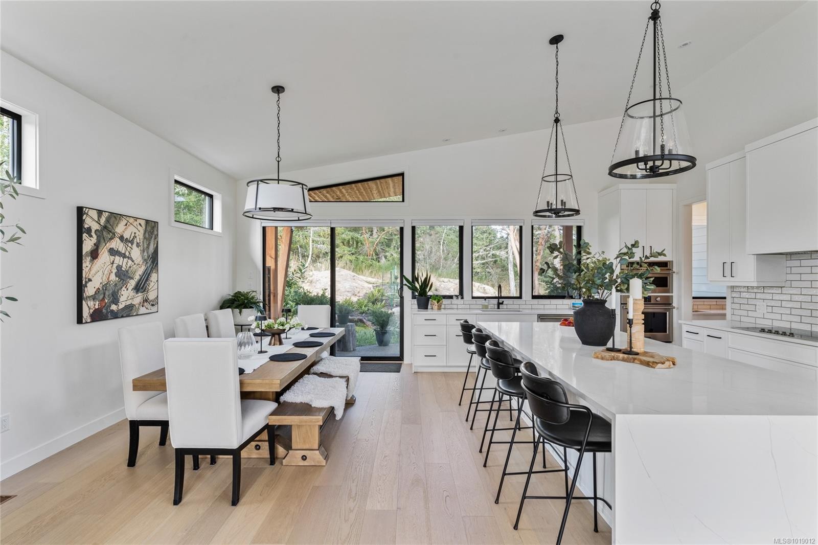 640 Medalist Ave, Colwood, BC