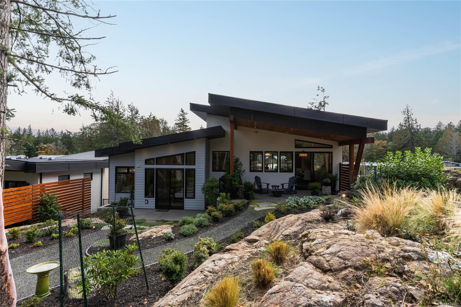 640 Medalist Ave, Colwood, BC