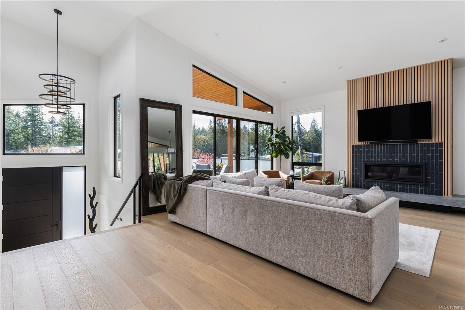 640 Medalist Ave, Colwood, BC