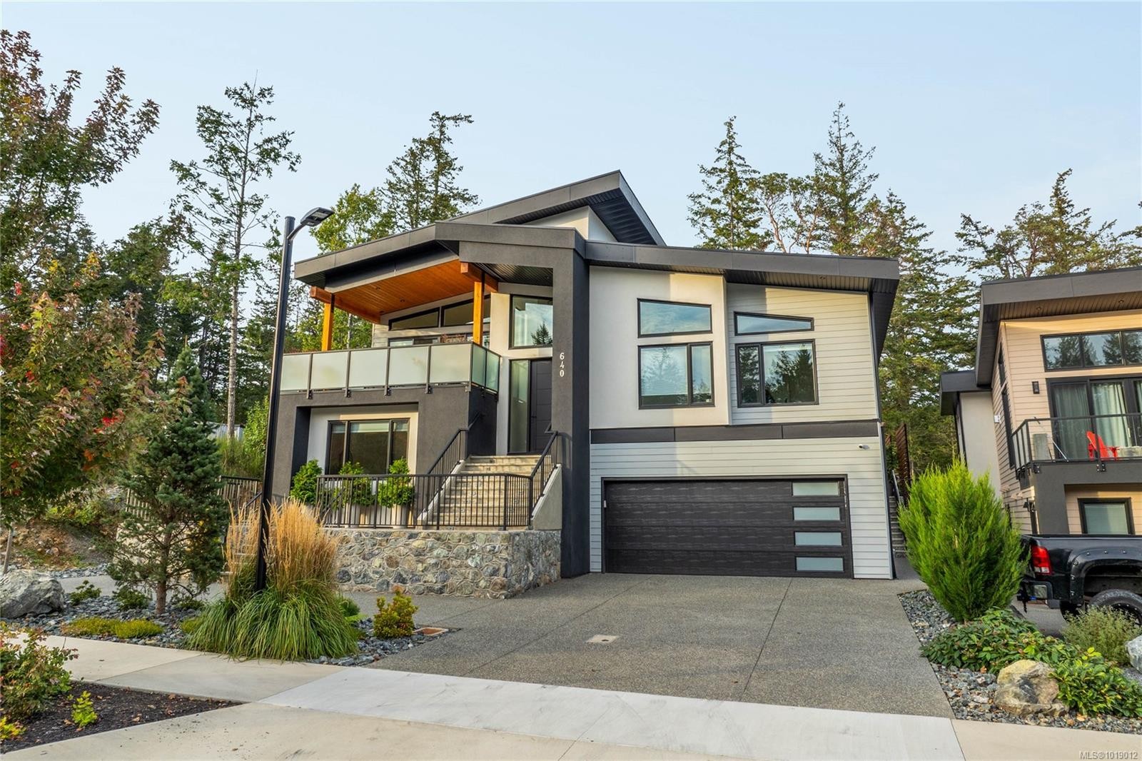 640 Medalist Ave, Colwood, BC