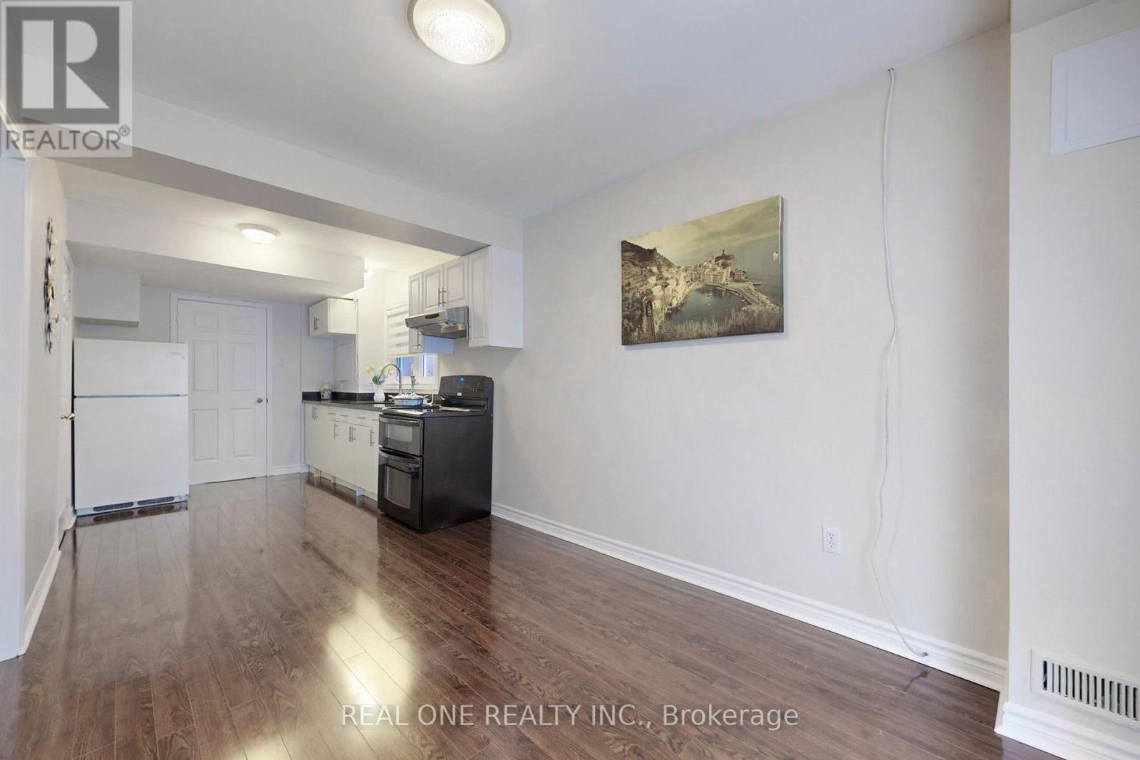 64 Sassafras Circle N, Vaughan, ON - Indoor