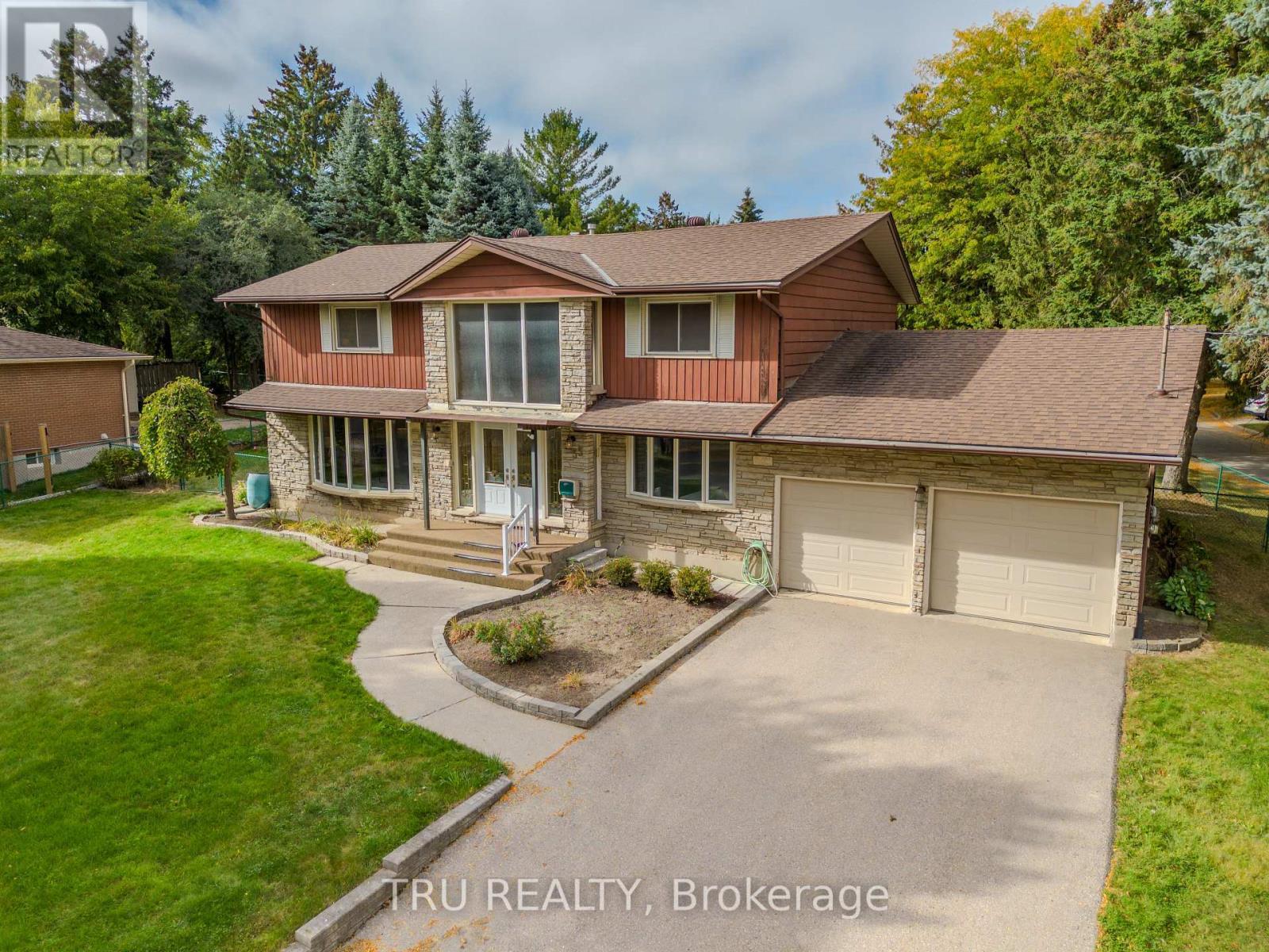 55 Amos Avenue, Waterloo, ON - Outdoor With Facade