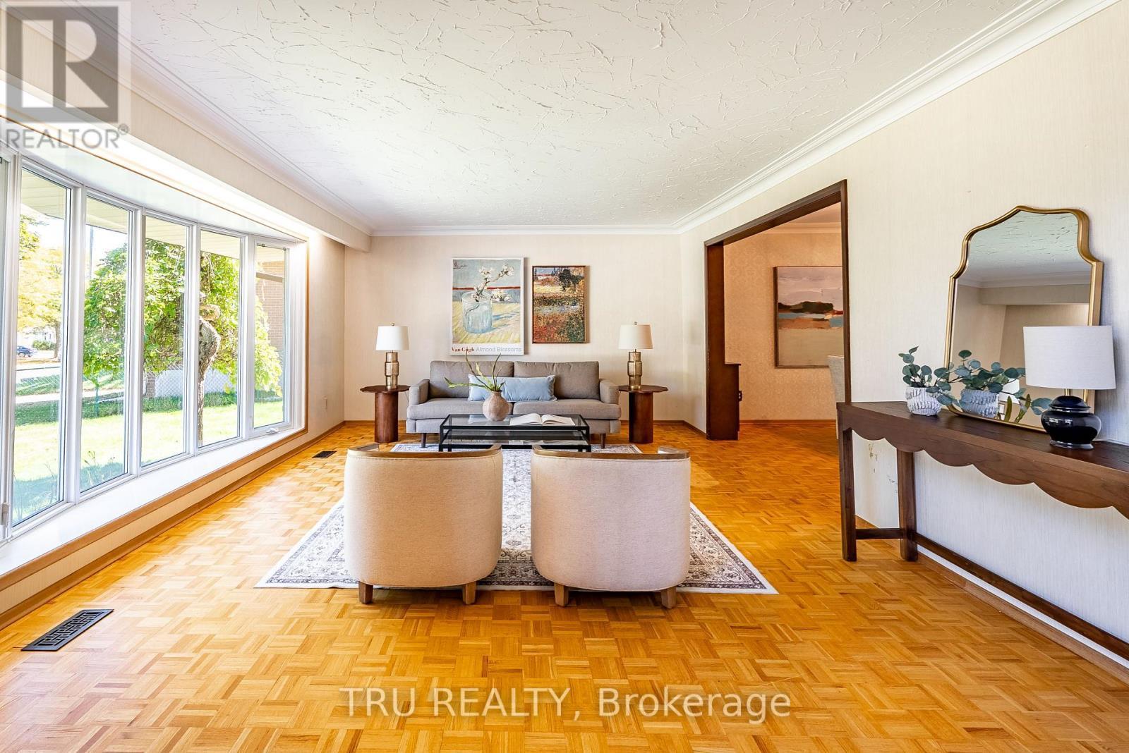 55 Amos Avenue, Waterloo, ON - Indoor