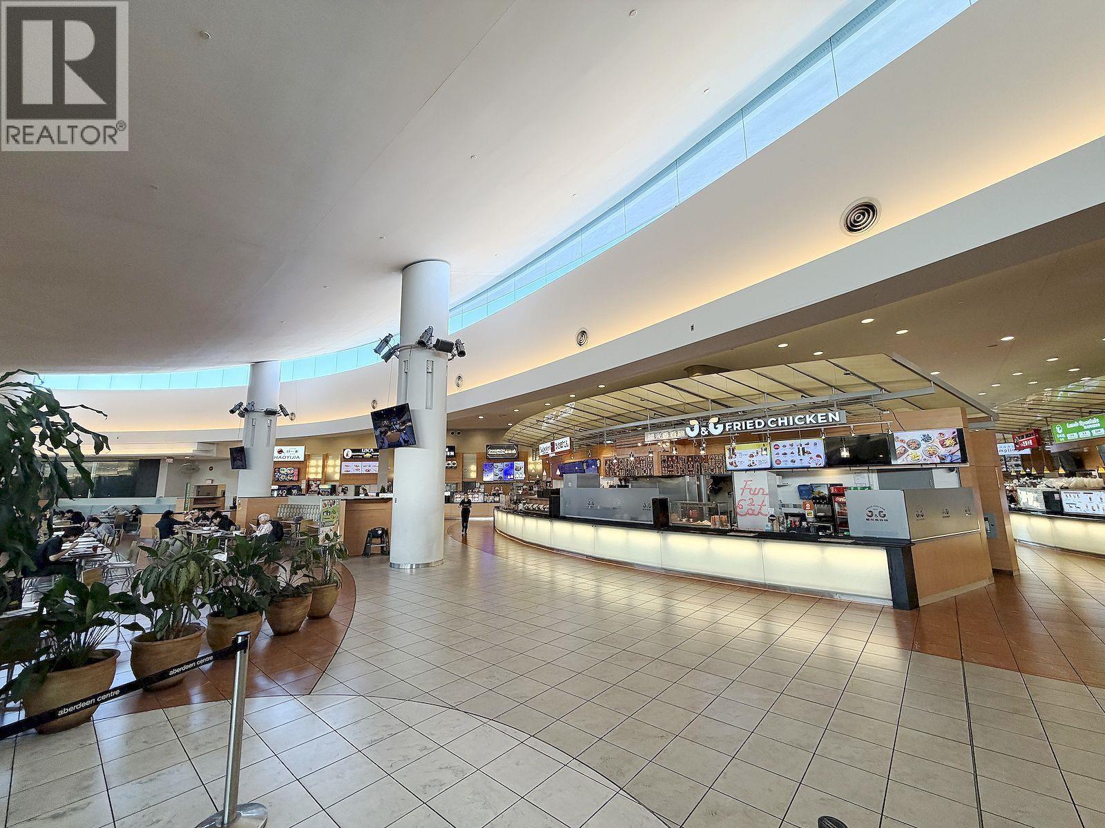 3270 4151 Hazelbridge Way, Richmond, BC