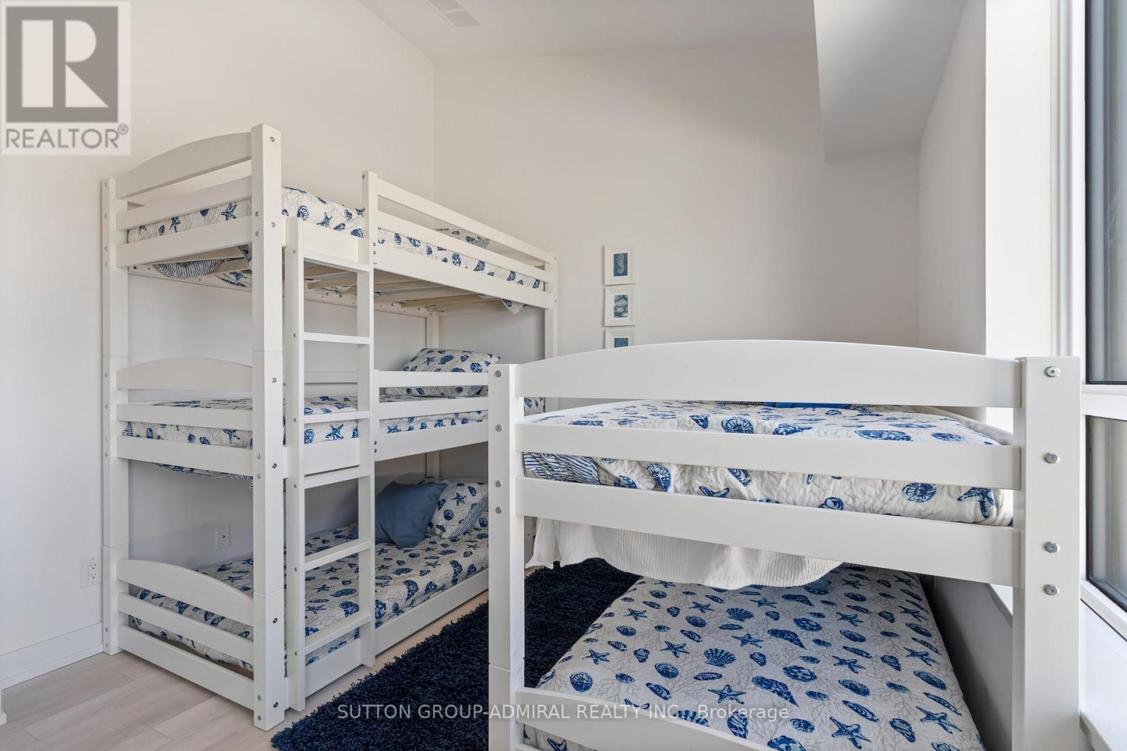 138 - 331 Broward Way, Innisfil, ON - Indoor Photo Showing Bedroom