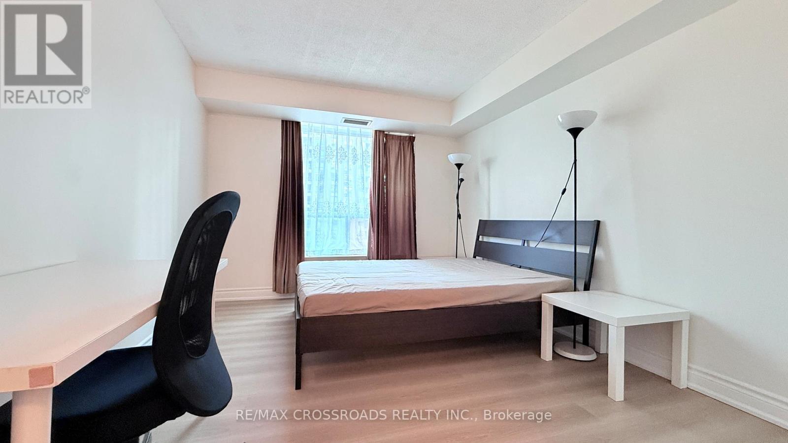 705 - 8 Pemberton Avenue, Toronto, ON - Indoor Photo Showing Bedroom
