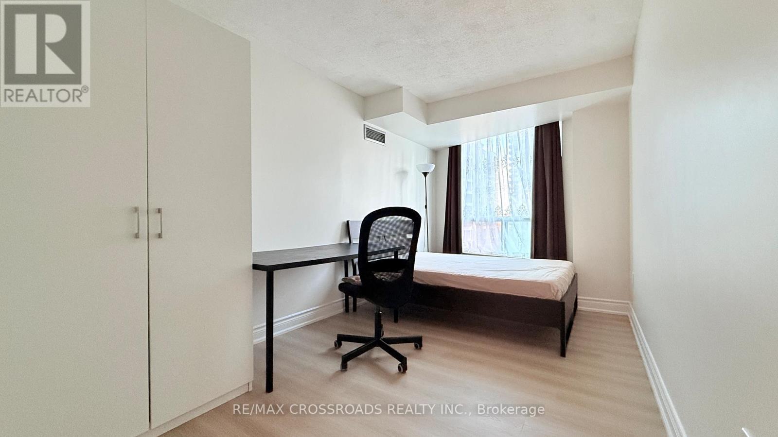 705 - 8 Pemberton Avenue, Toronto, ON - Indoor Photo Showing Office