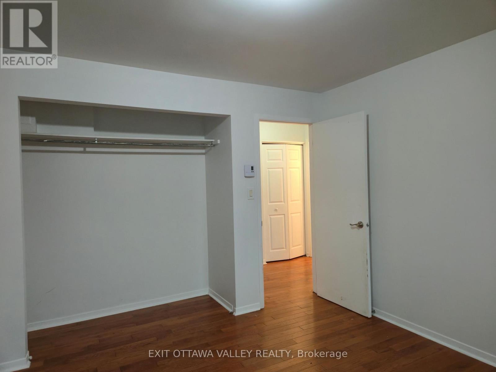 3 - 10 Charles Street, Arnprior, ON - Indoor Photo Showing Other Room