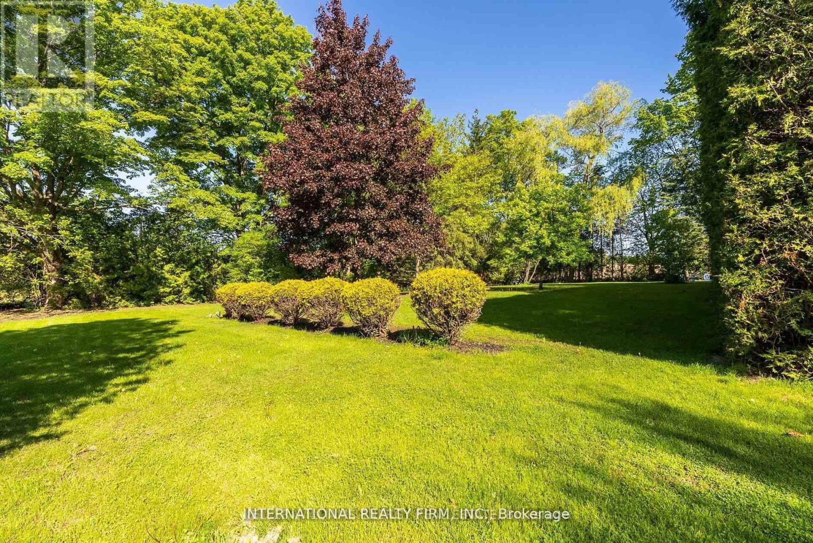 138 Columbus Road W, Oshawa, ON - Outdoor