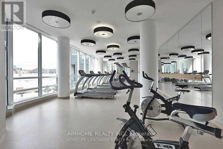3202 - 2240 Lake Shore Boulevard, Toronto, ON - Indoor Photo Showing Gym Room