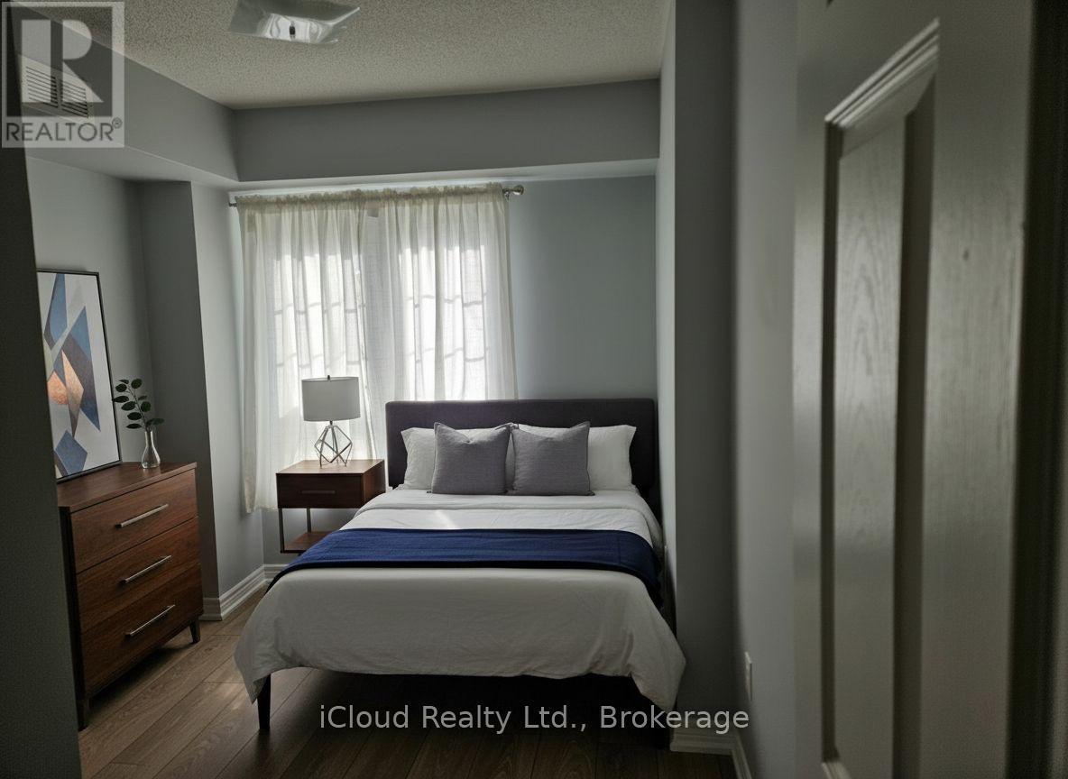 2nd Bedroom-2nd Floor - 11 - 285 Antibes Drive, Toronto, ON - Indoor Photo Showing Bedroom