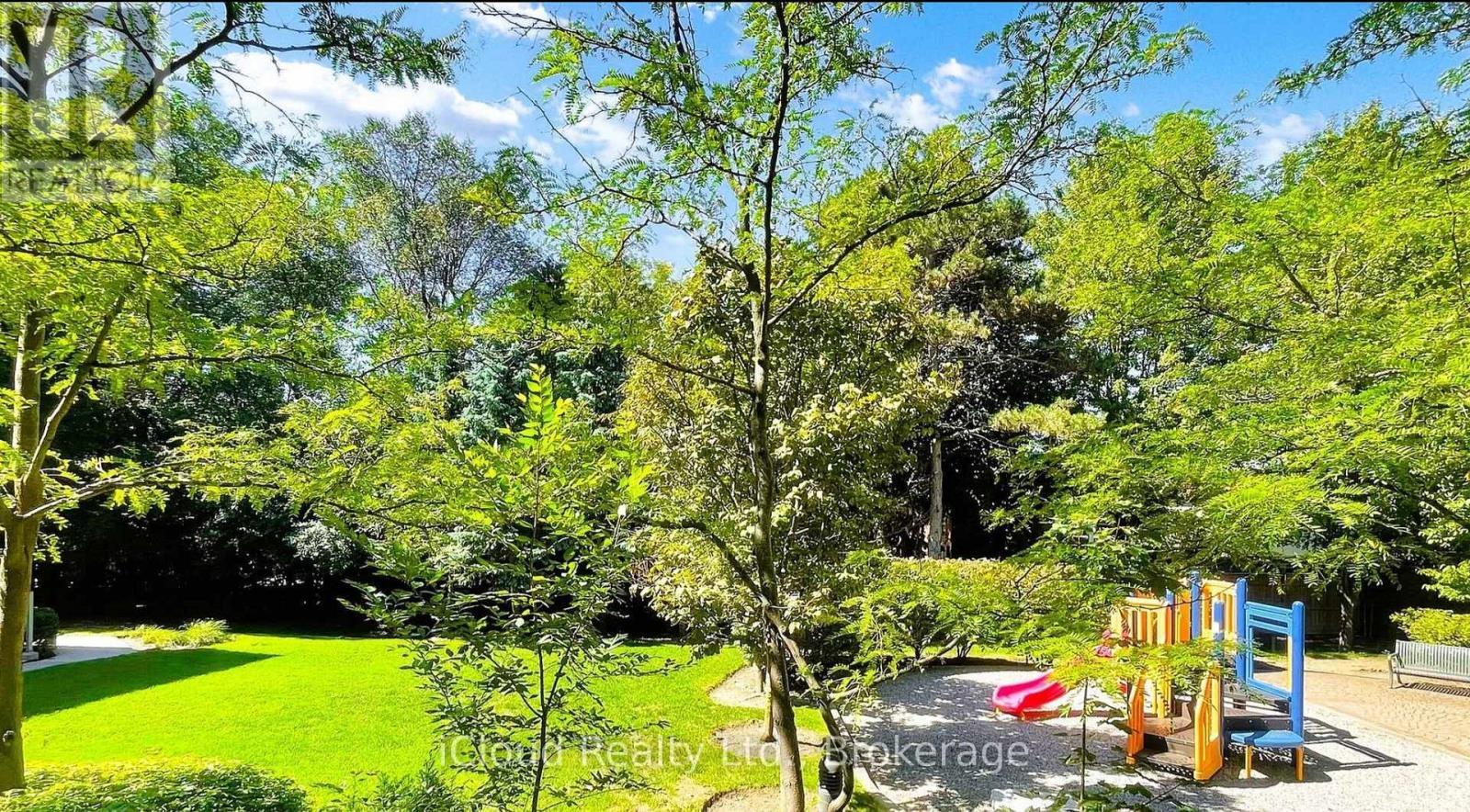 Playground - 11 - 285 Antibes Drive, Toronto, ON - Outdoor