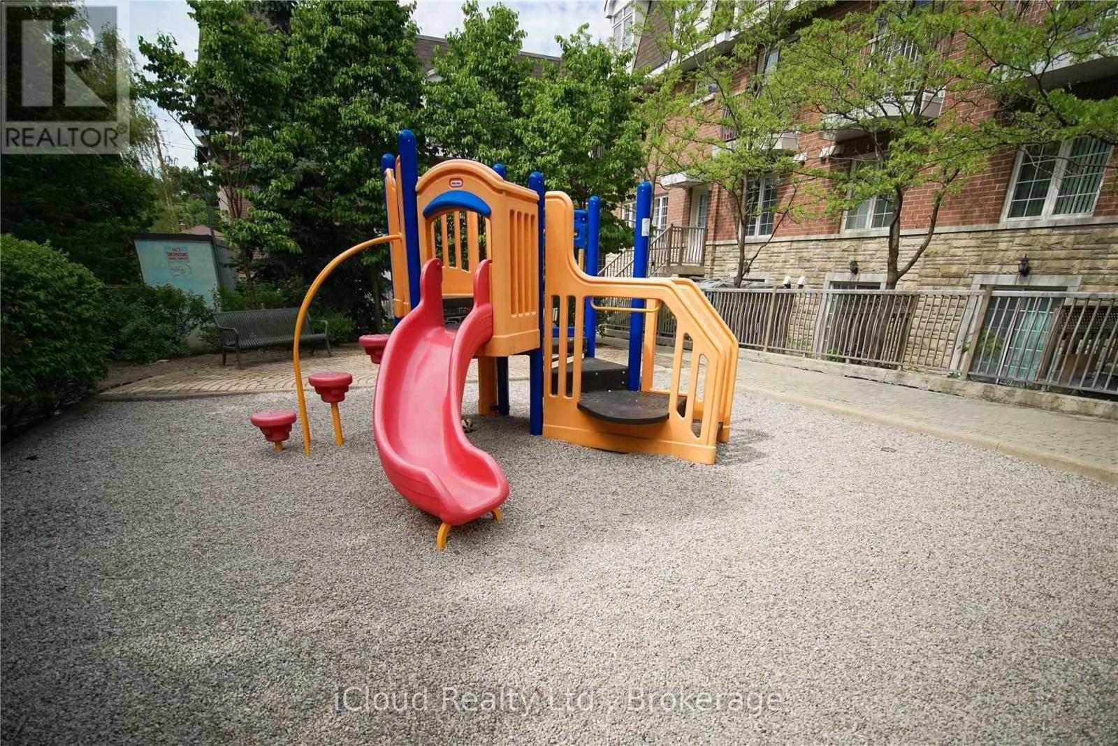 Playground - 11 - 285 Antibes Drive, Toronto, ON - Outdoor