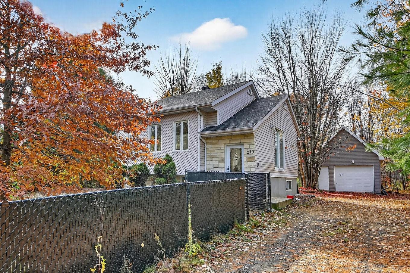 Frontage - 210 Rue Du Boisé, Saint-Colomban, QC - Outdoor