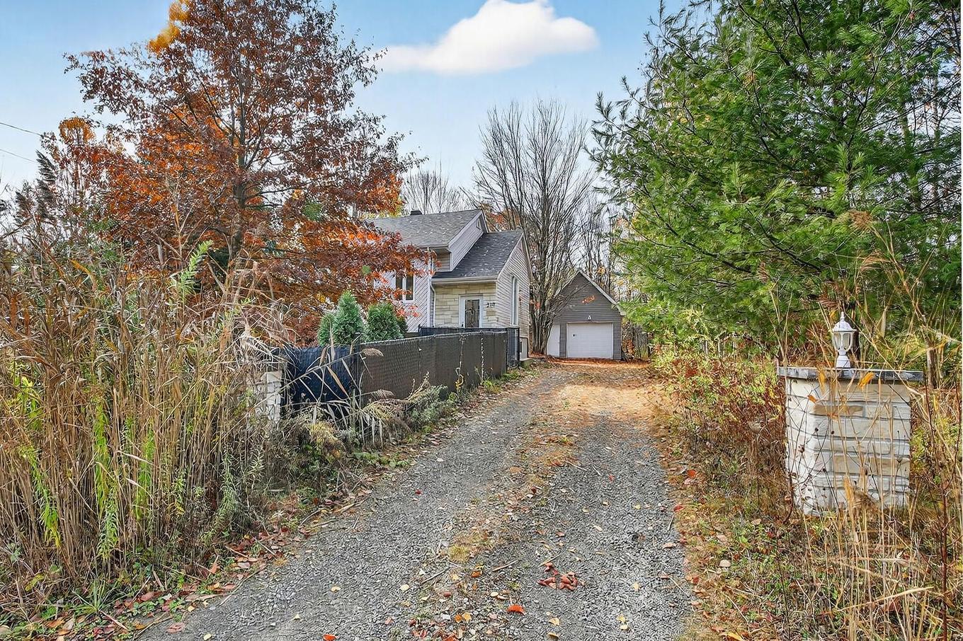 Frontage - 210 Rue Du Boisé, Saint-Colomban, QC - Outdoor