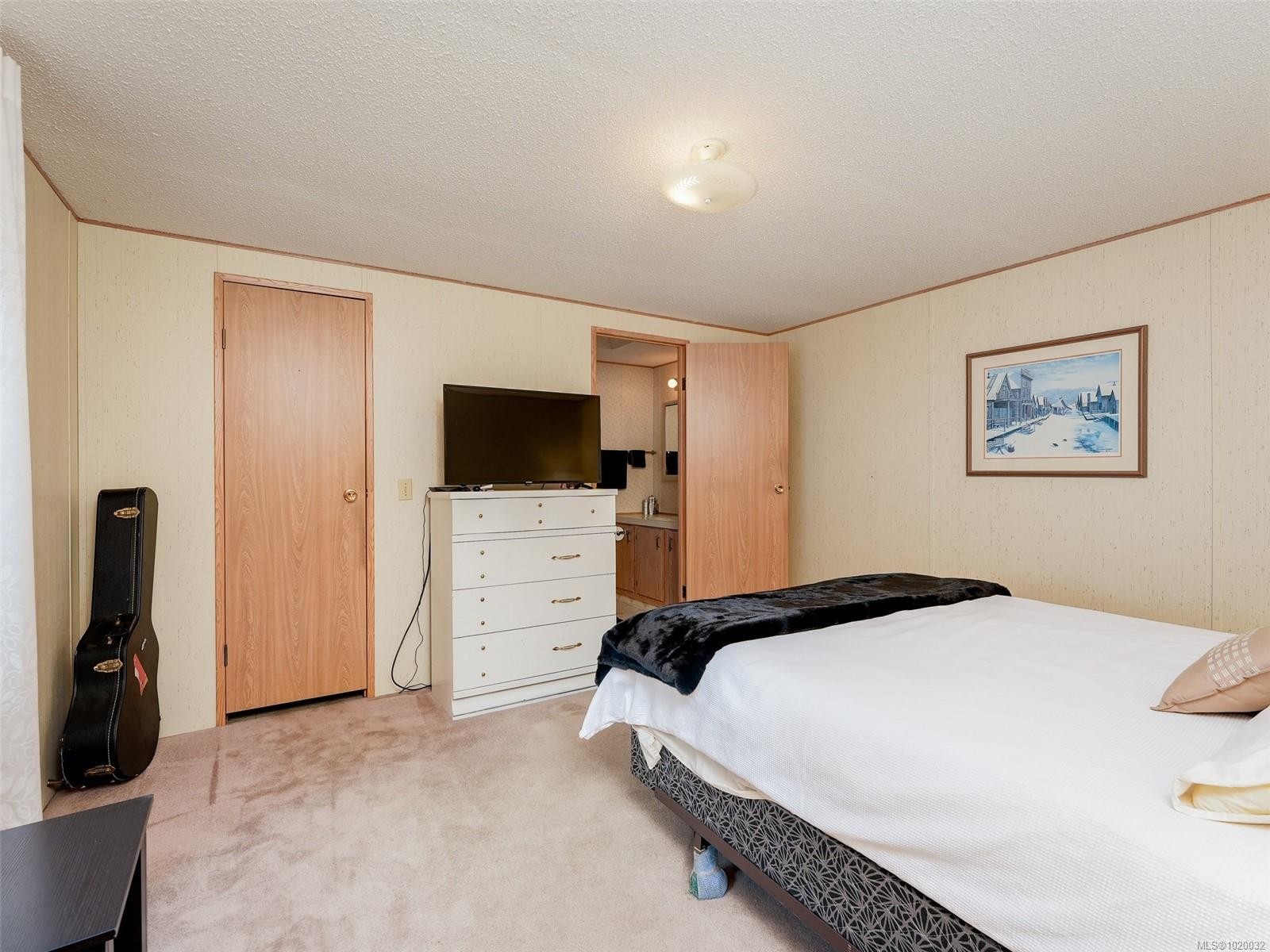 220-2779 Stautw Rd, Central Saanich, BC