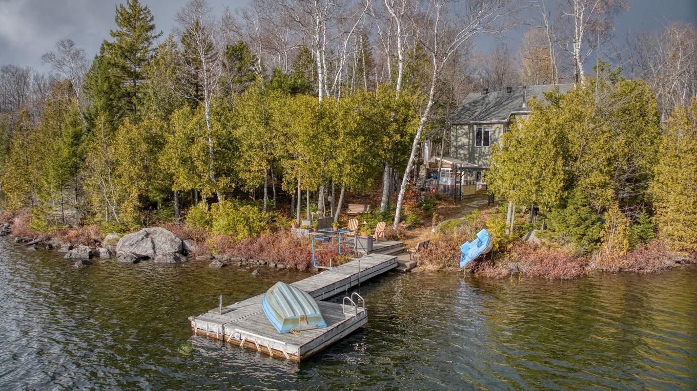 Vue d'ensemble - 39 Rue Tracy, Saint-Hippolyte, QC - Outdoor With Body Of Water With View