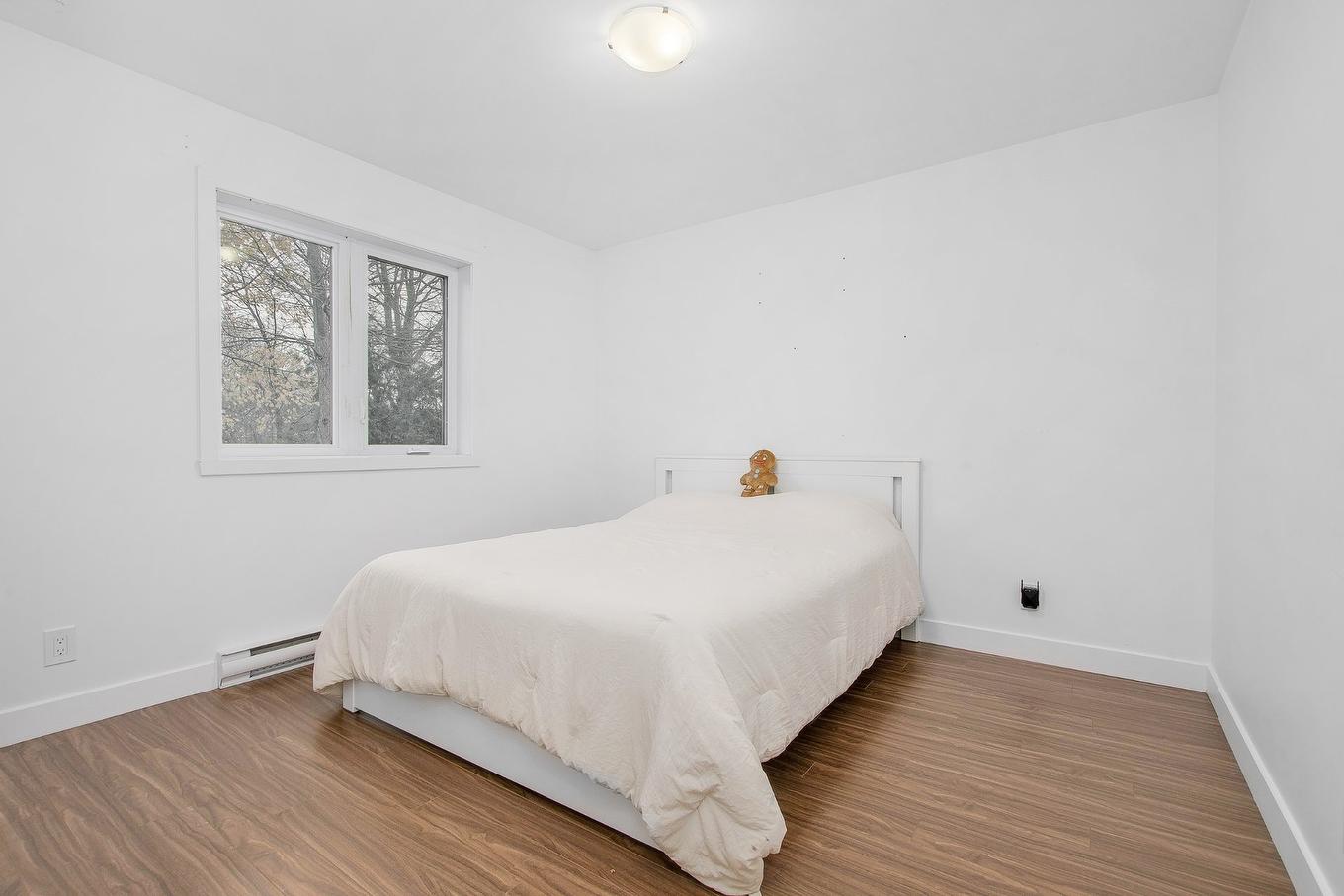 Bedroom - 1408 - 1410 Rue Poirier, Mascouche, QC - Indoor Photo Showing Bedroom