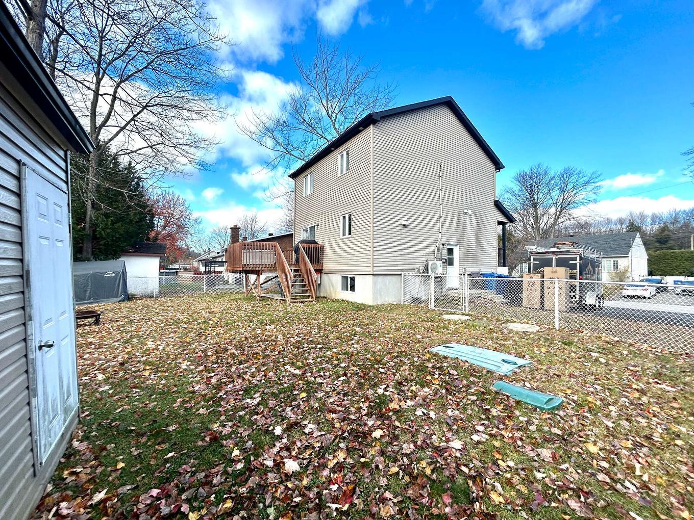 Backyard - 1408 - 1410 Rue Poirier, Mascouche, QC - Outdoor